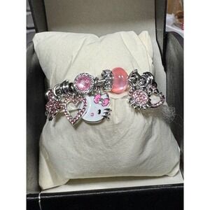 Hello Kitty Charm Bracelet Pink‎ Heart Rhinestone Silver Tone Women's Fashion
